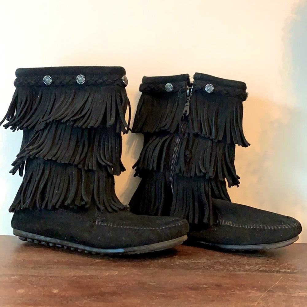 Minnie Tonka black ankle high moccasins black size 7